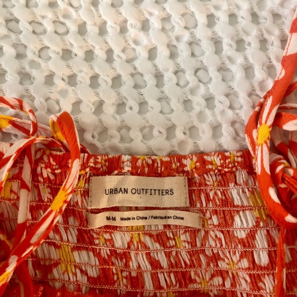 Urban Outfitters Tie Shoulder Romper 🌼 - Picture 4 of 4